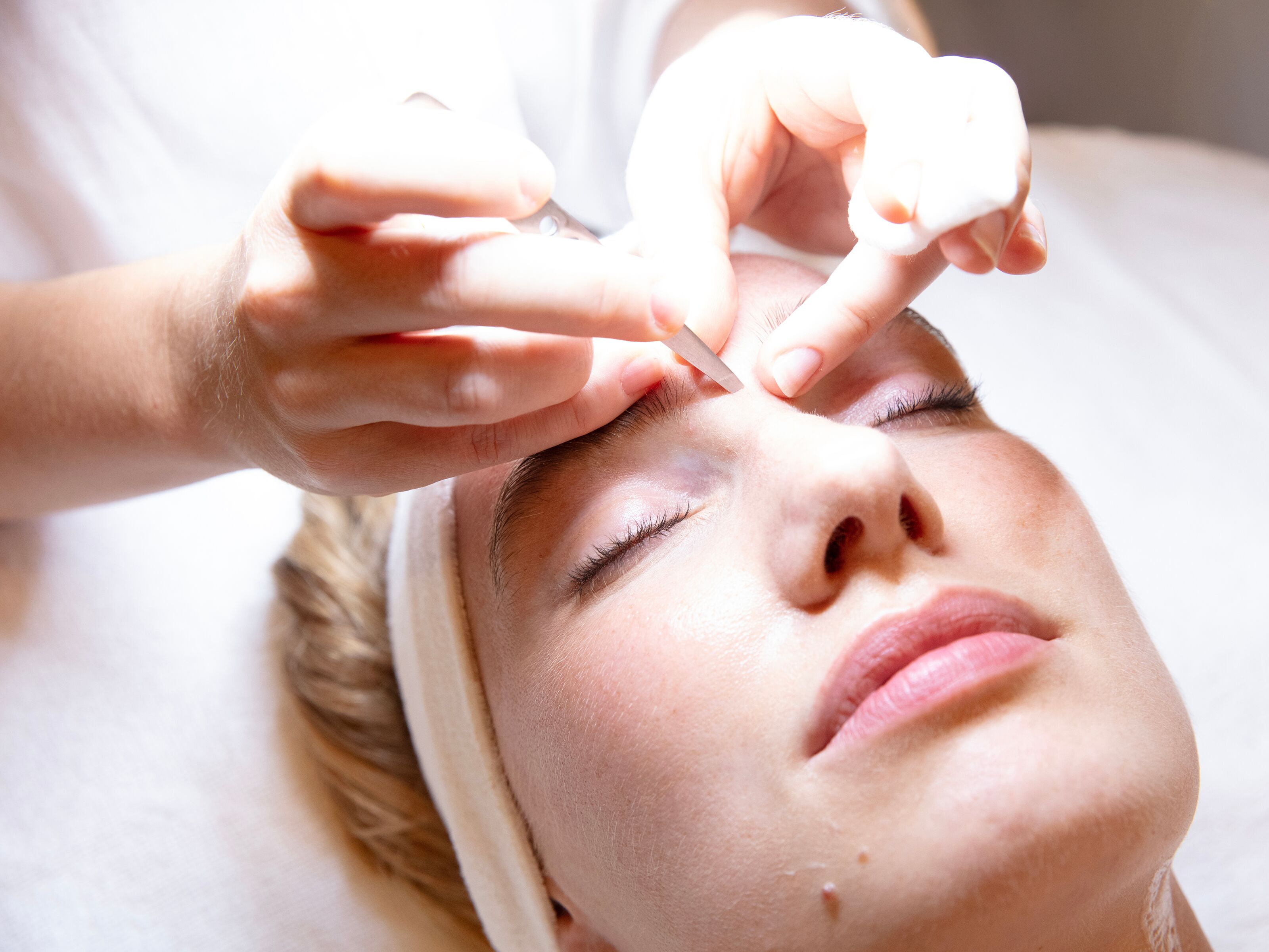 Augenbrauen JAN WAGNER Haare Lifestyle      