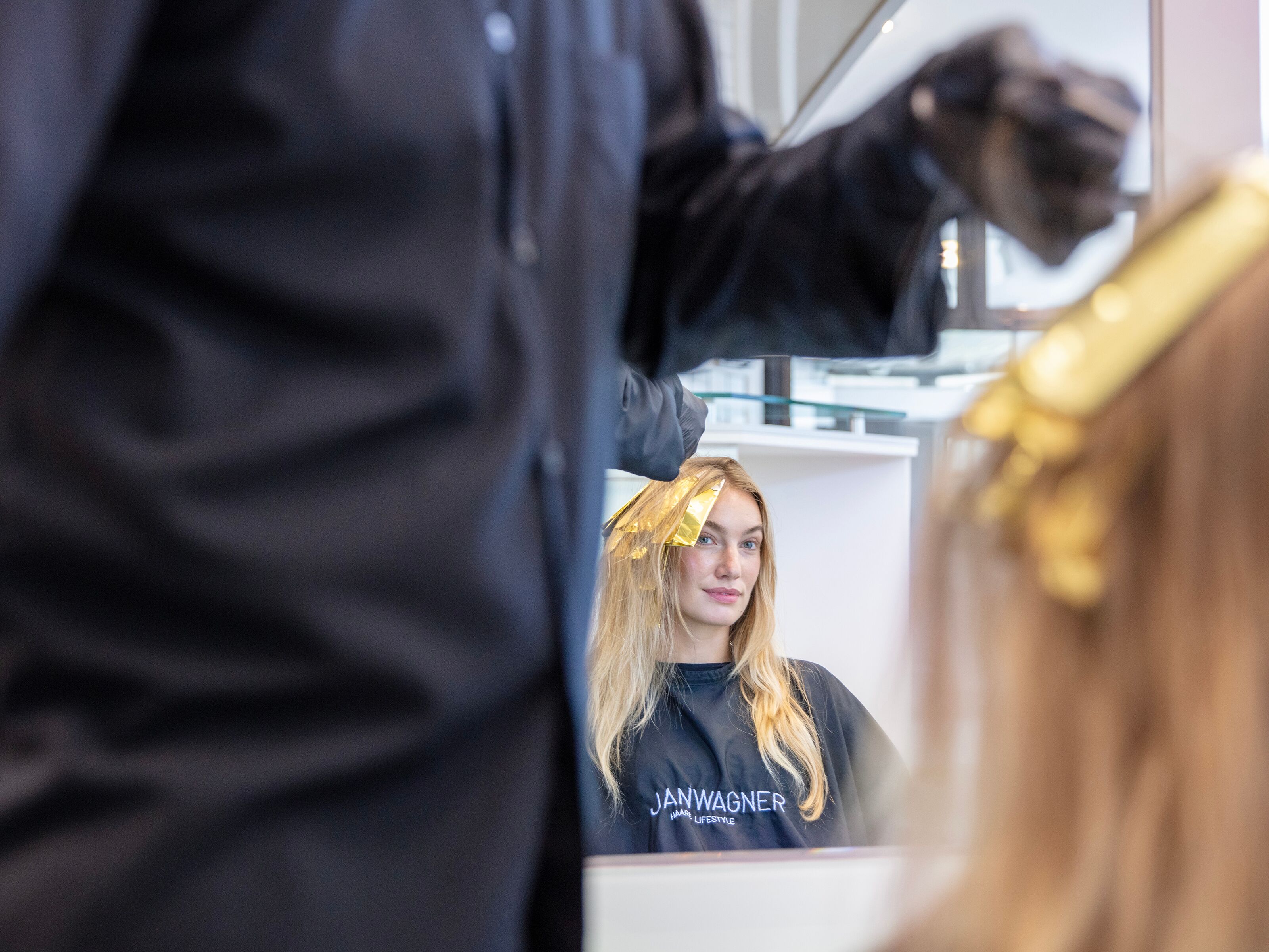 Strähnen JAN WAGNER Haare Lifestyle      