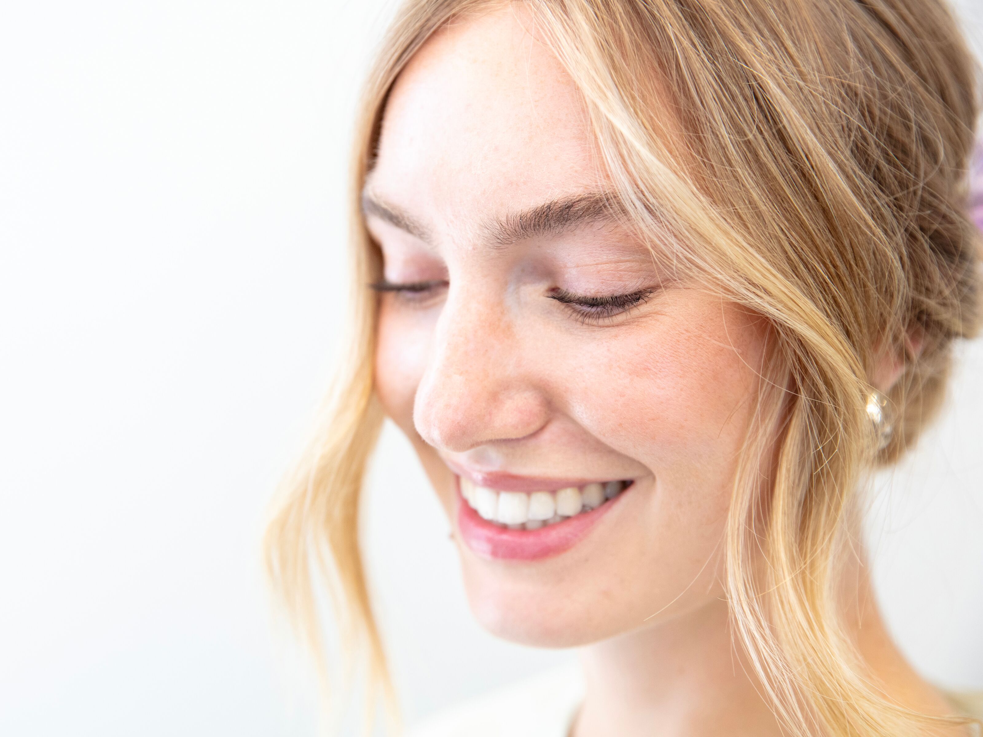 Braut Make-Up JAN WAGNER Haare Lifestyle      